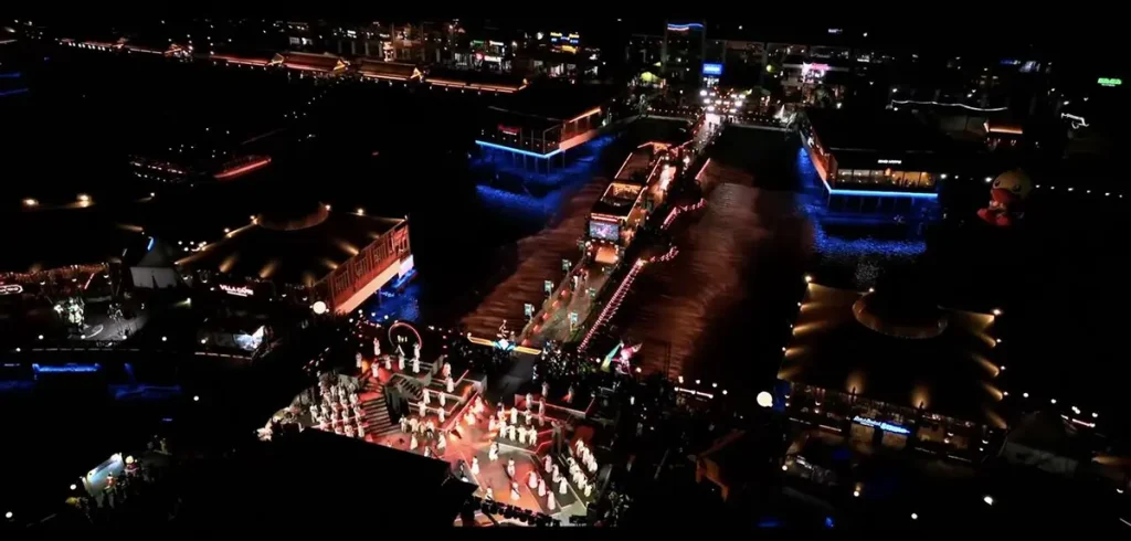 Вид на церемонию открытия M7 с высоты птичьего полета, проходящую в Batavia PIK, Джакарта, Индонезия, для Mobile Legends: Bang Bang (MLBB)